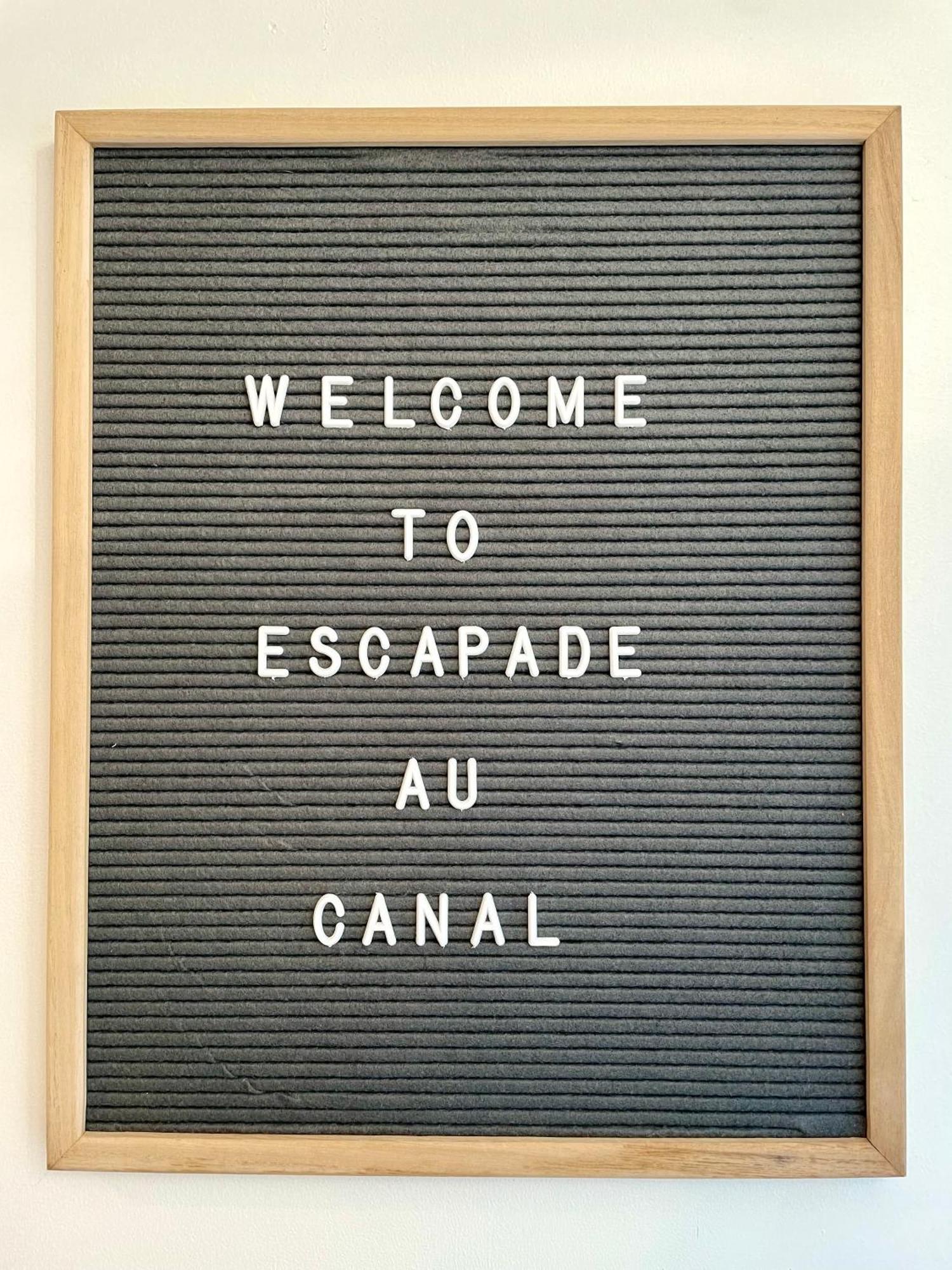 Bienvenue Sur L'Escapade Au Canal Castets-en-Dorthe Exterior foto